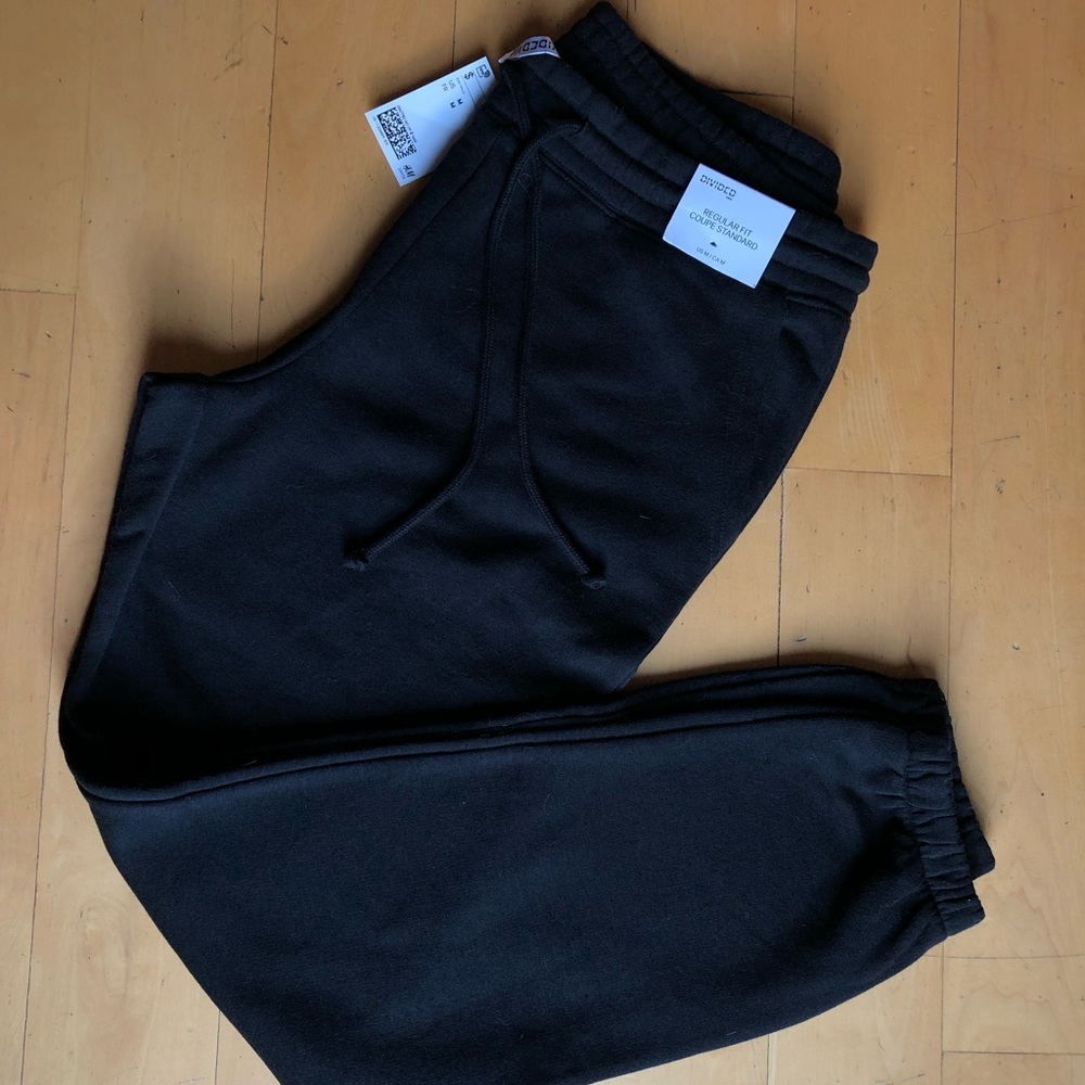 H&M Women’s Black Sweatpants